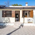 아파트 Casa Museddu 카데두